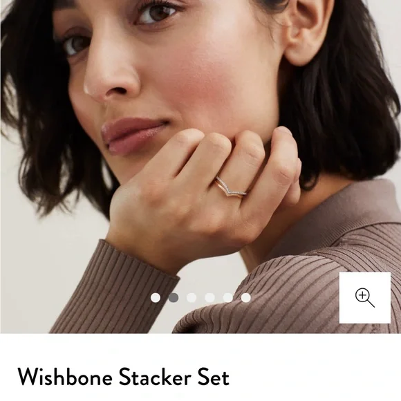 Mejuri wishbone stacker ring set - Picture 2 of 3